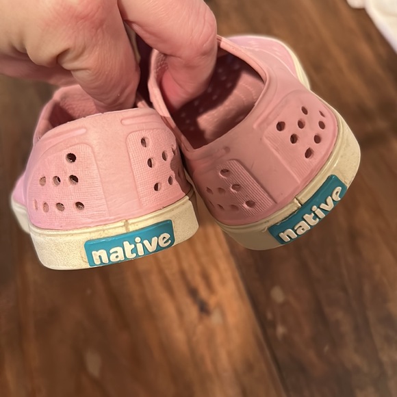 Pink Natives 6c - Picture 2 of 2